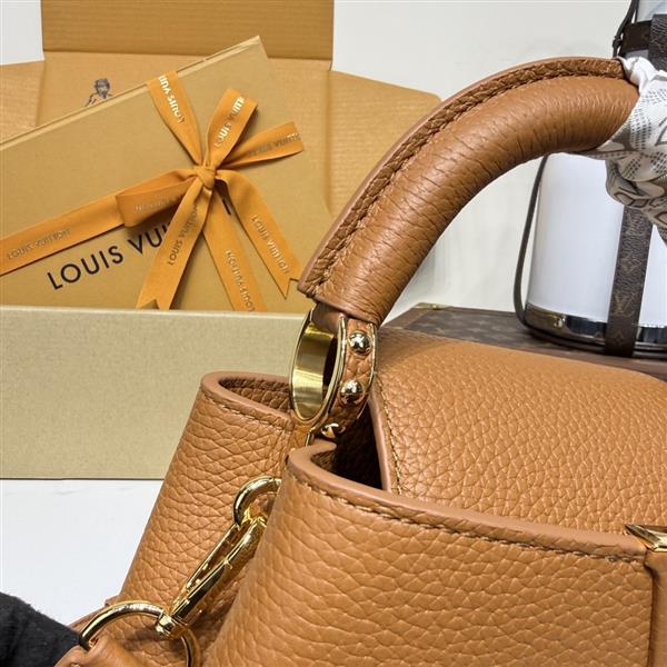 2026120164254372 250